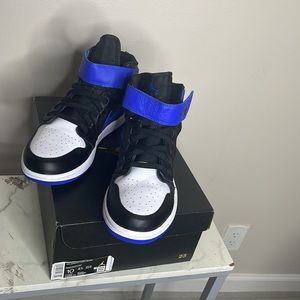 Nike Air Jordan 1 HI FLYEASE size 10 men’s fits 11 Ladies